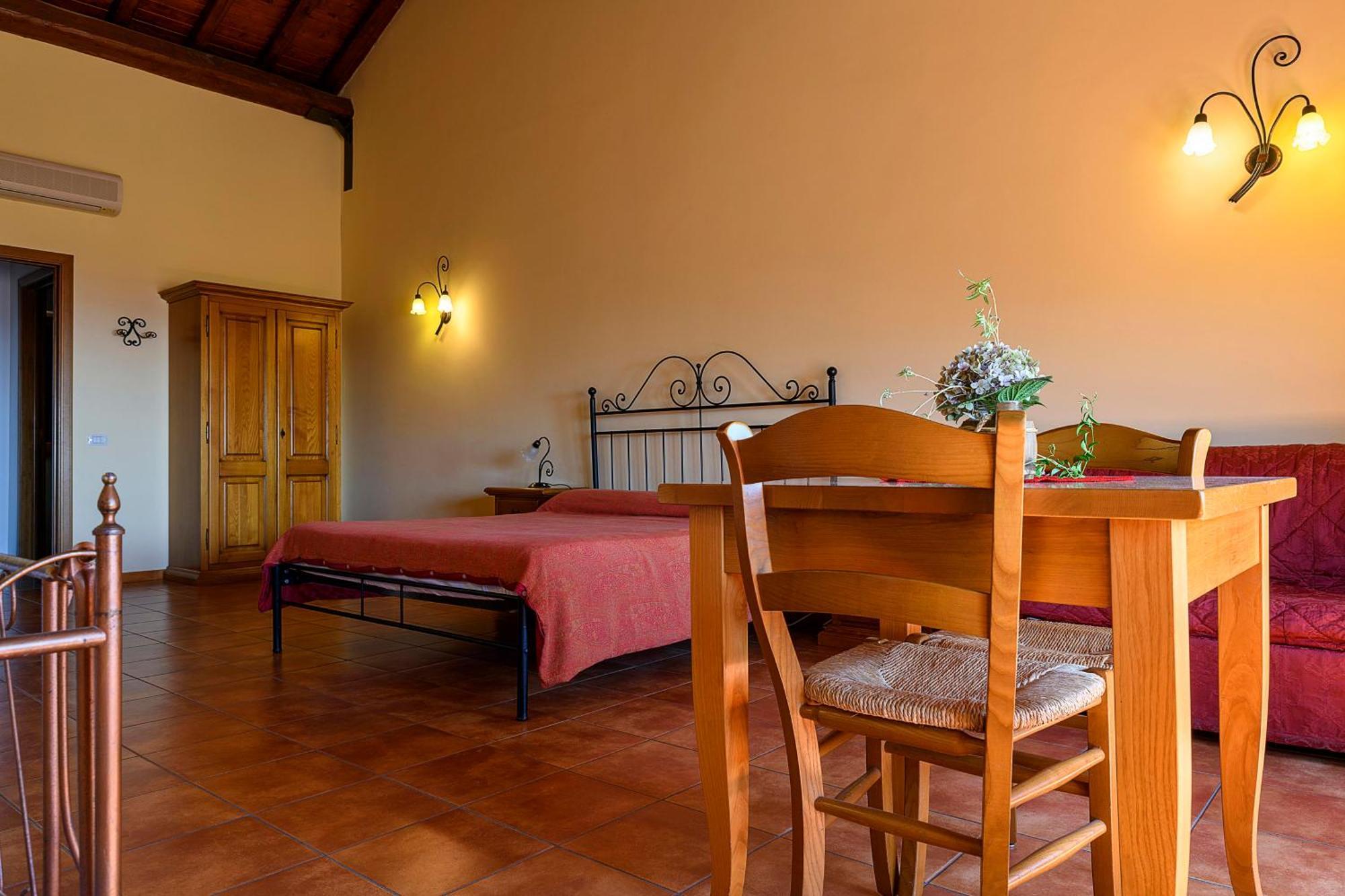 La Pietra Antica O' Munti Villa Mascali Exterior photo